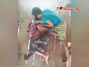 ရွာအပြင်ဇရပ်ကချစ်ဇာတ်လမ်း 😜