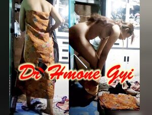 မမကြီးအဝတ်လဲခိုးရိုက်