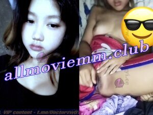 ဘောပင်းနဲ့ကလိုင်းပြတဲ့ လန်ထွက်ပျံတက်နေတဲ့ မြန်မာ sex chatting