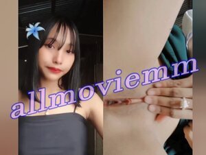 TikTok ကကျောင်းသူလေး Leak ဂလုကြကွား