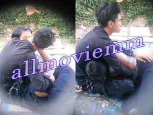 ကပ်တိုးလေးလီးစုပ်ခိုင်းရင်းစောက်ဖုတ်နှိုက်နေတဲ့ ချောင်းရိုက်