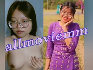 မျက်မှန်နဲ့ဆော်တွေဆိုအသေထန်တာဟ chatting